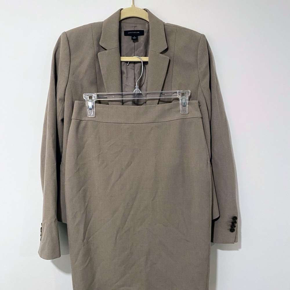 Ann Taylor Beige Blazer and Skirt Ensemble